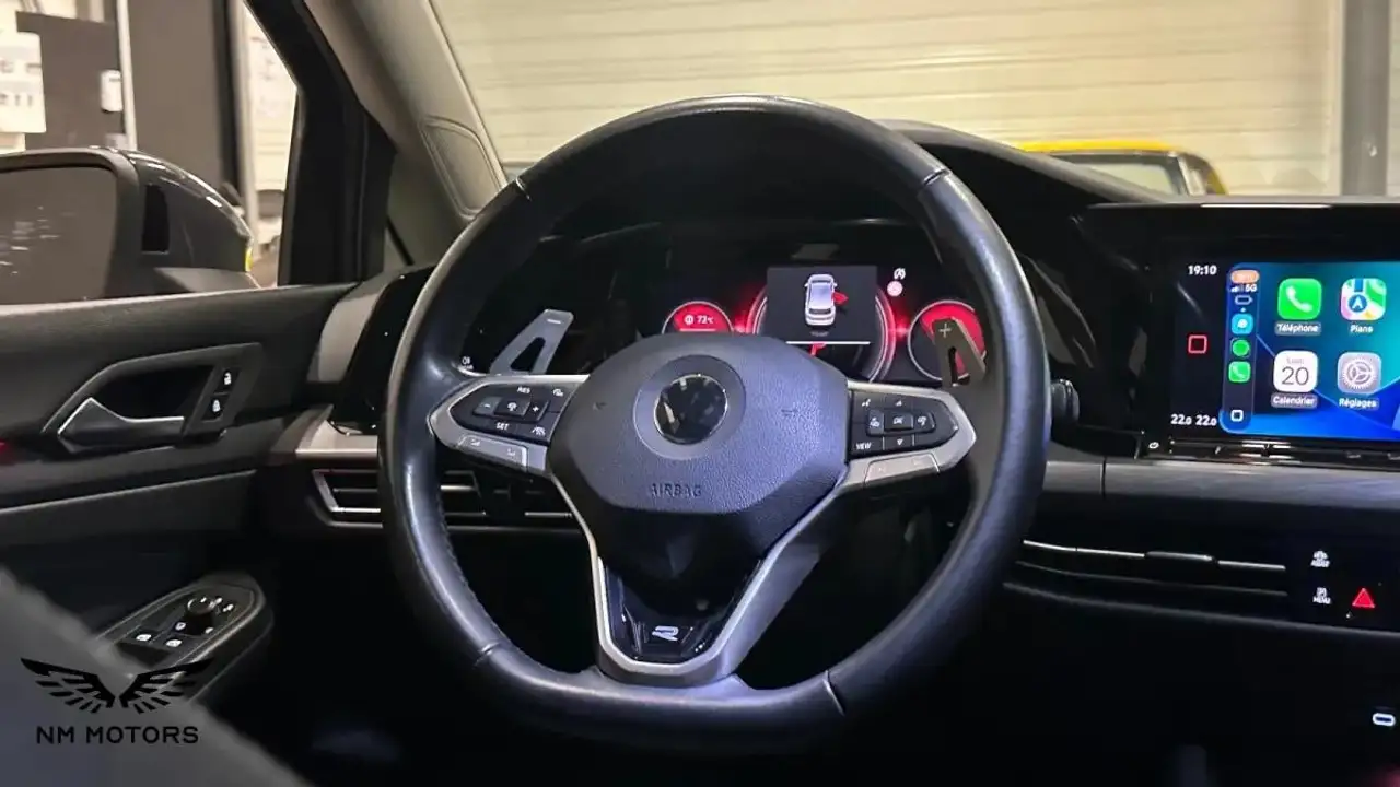 Volkswagen Golf Standard Model — photo 19