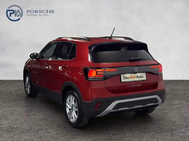 Volkswagen T-Cross view 4