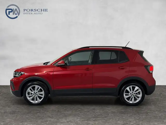 Volkswagen T-Cross view 3