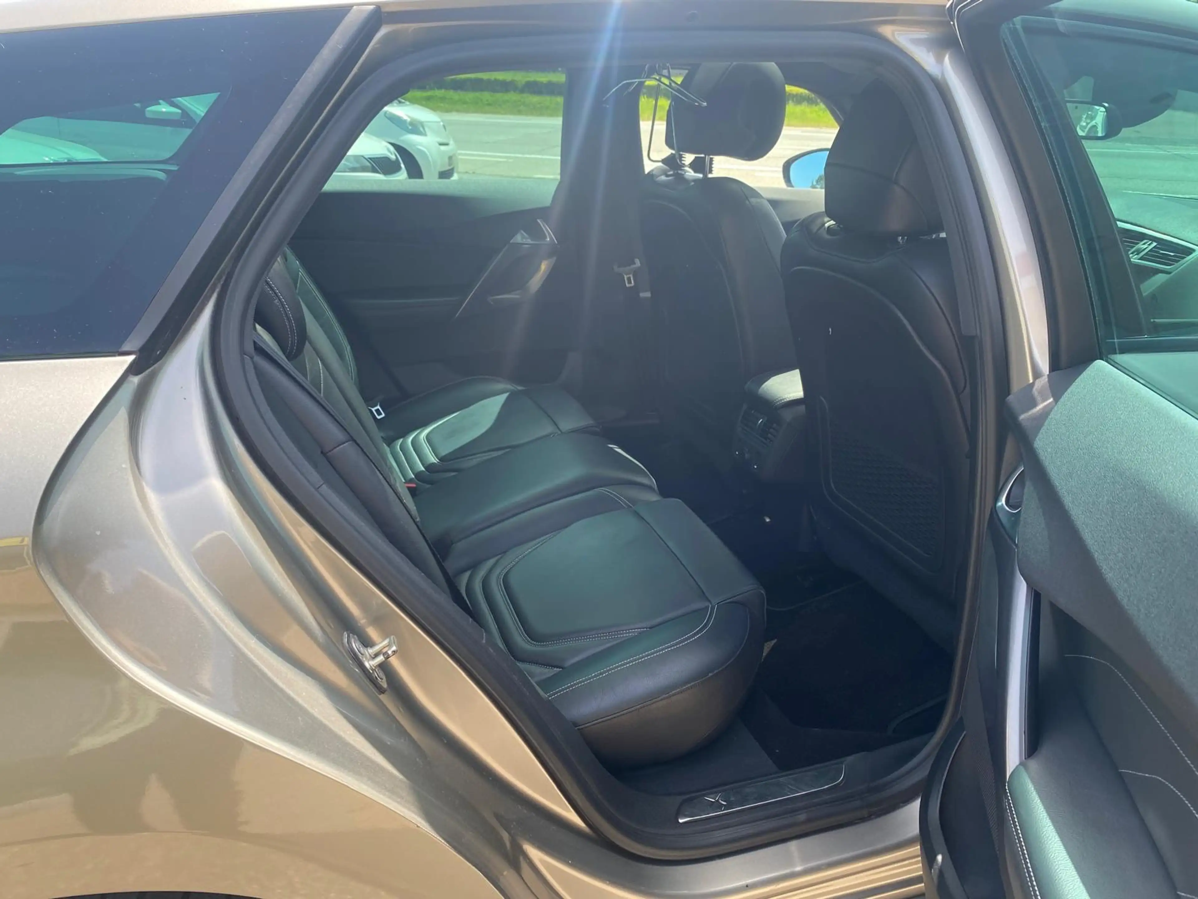 Citroen DS5 DS5 2.0 HDi Sport Chic **1ste eigenaar** — photo 12