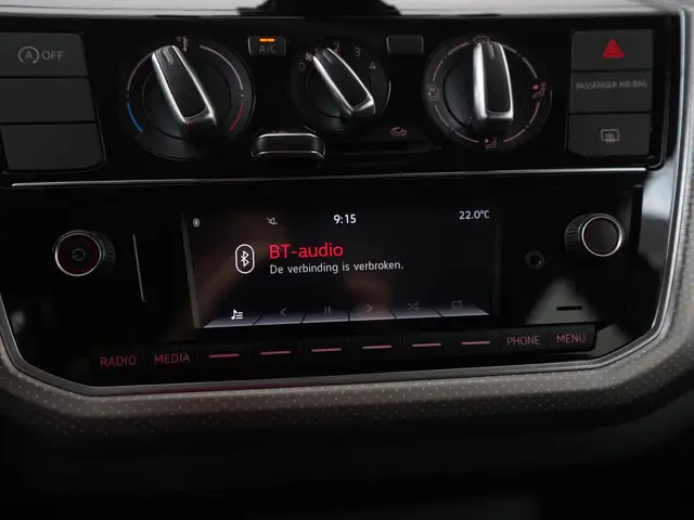 Volkswagen Up! view 14