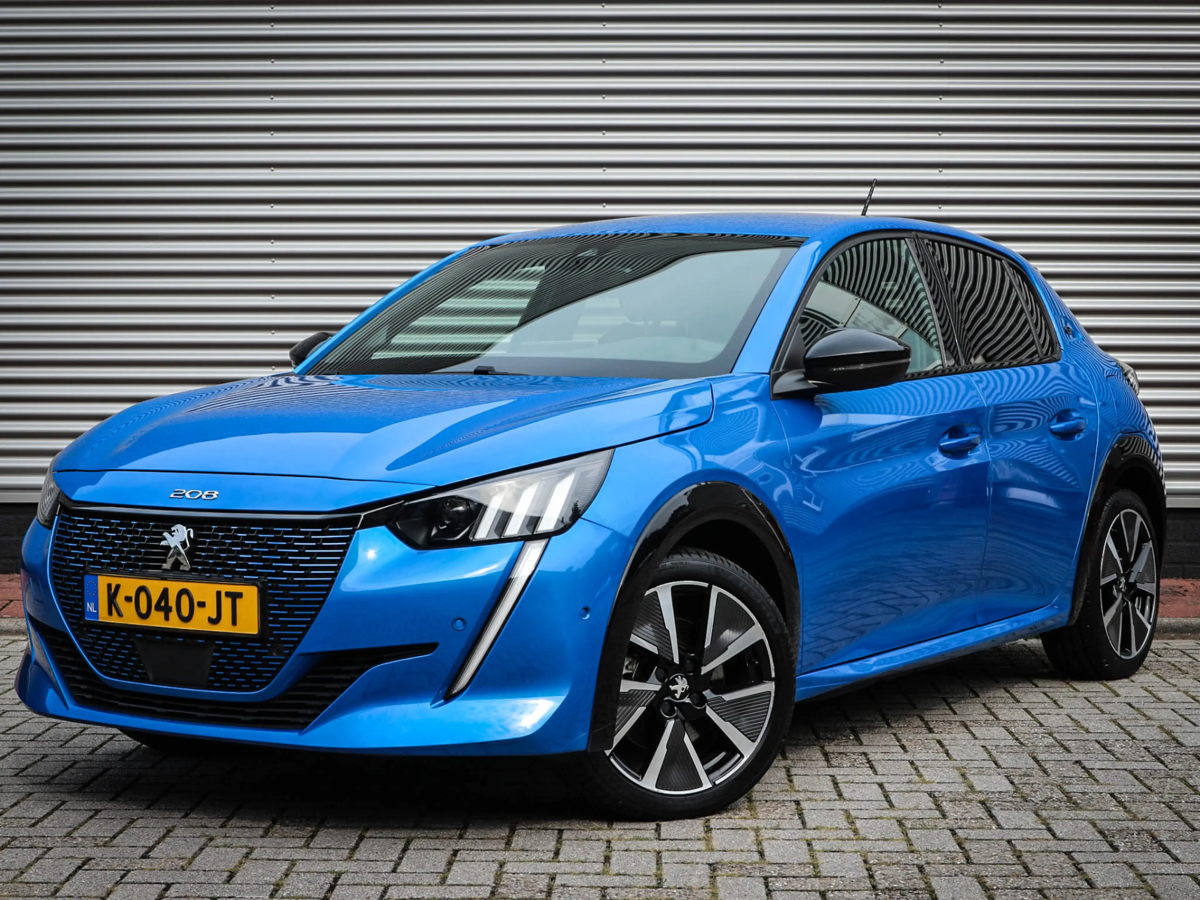Peugeot e-208 EV GT 350 50 kWh Clima | Adaptive cruise | 360 gra — photo 8