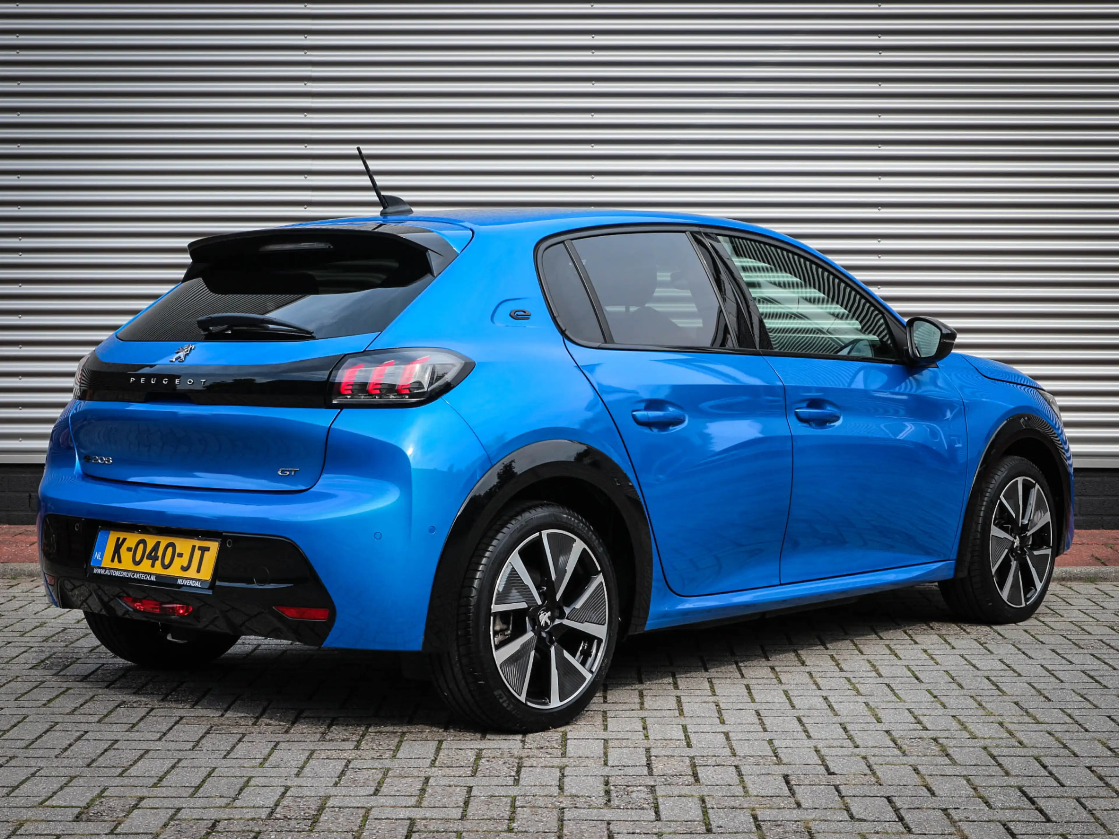 Peugeot e-208 EV GT 350 50 kWh Clima | Adaptive cruise | 360 gra — photo 4