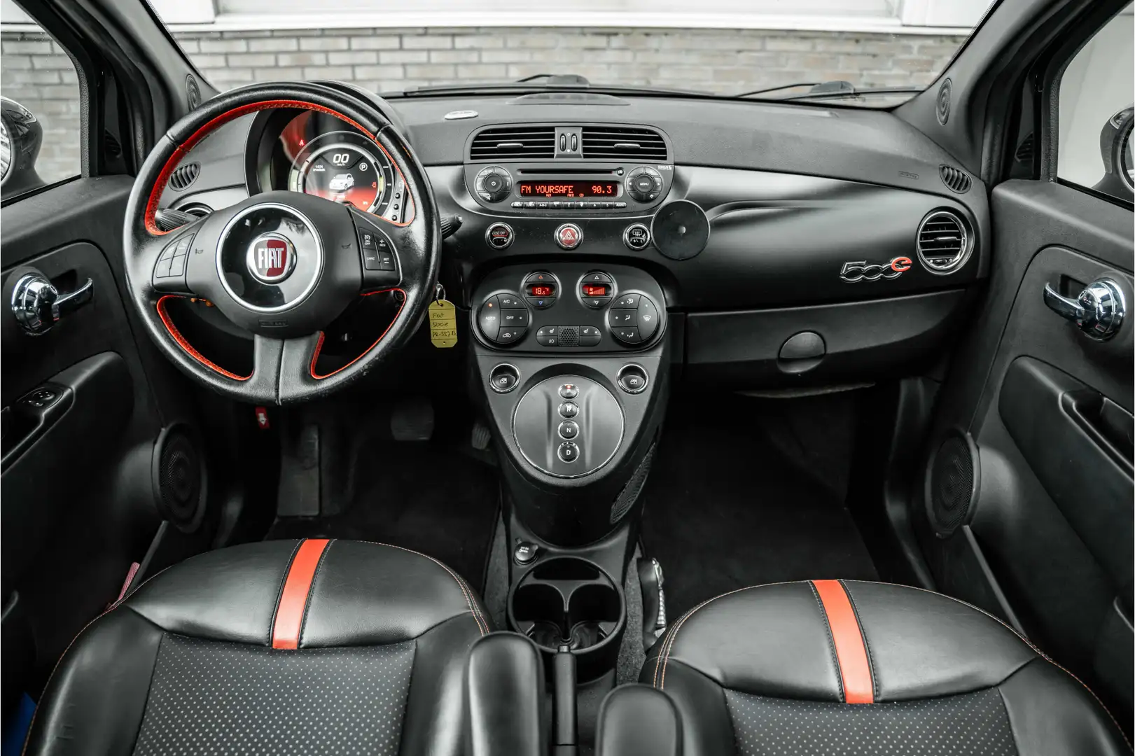 Fiat 500e 24kwh | Schuif kanteldak | Panorma Schwarz - 2