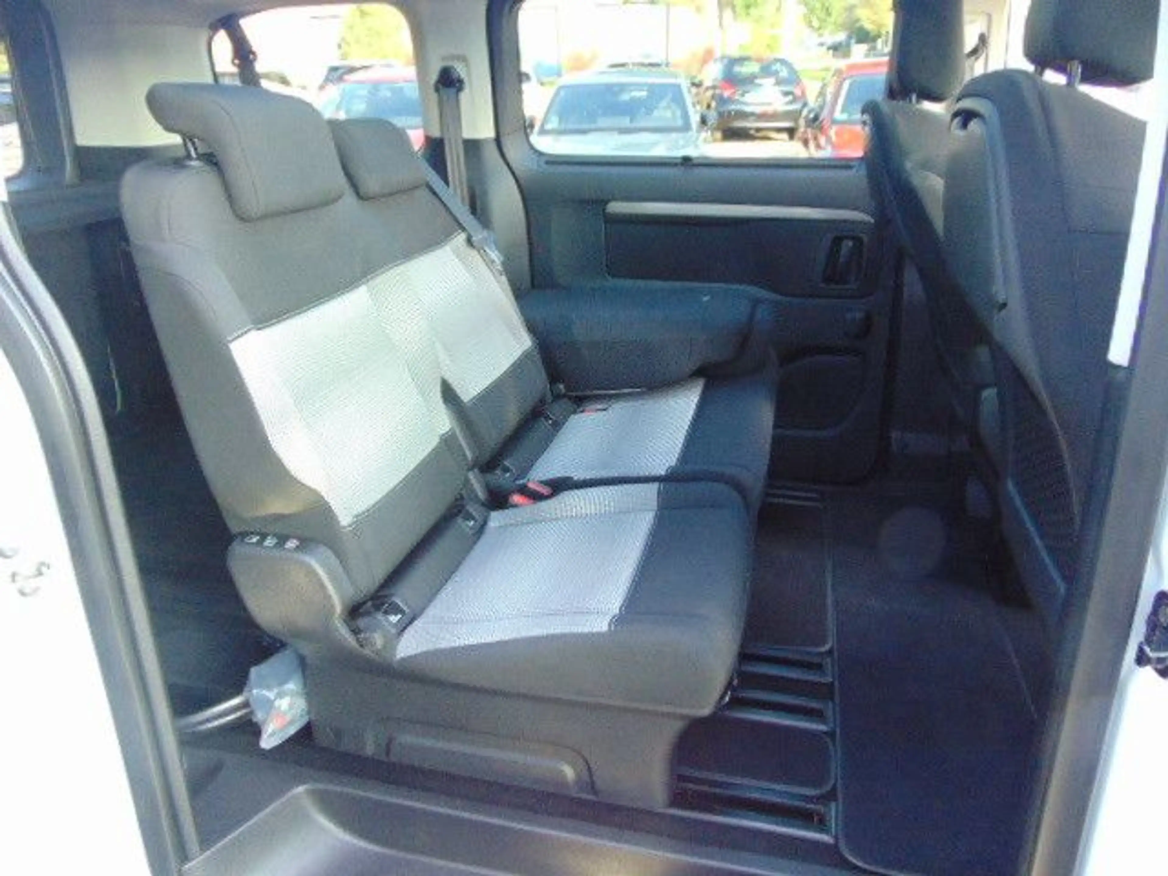 Citroen Jumpy Kombi M — photo 10