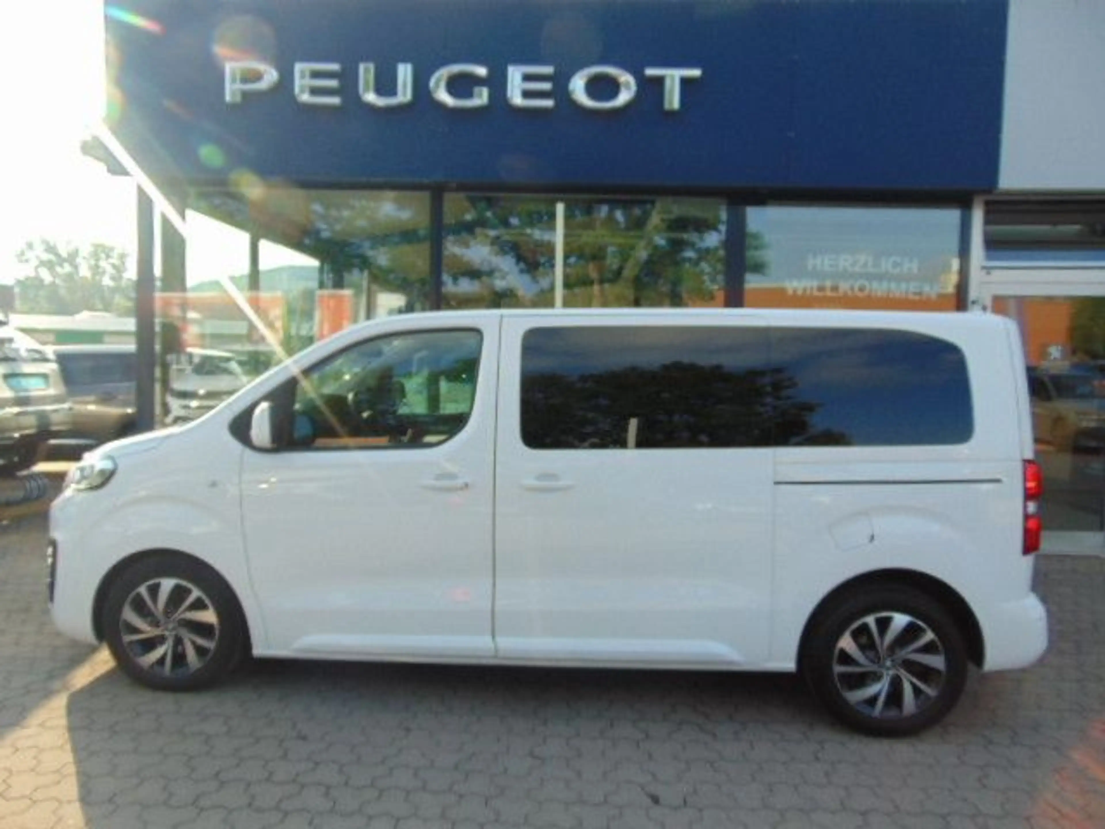 Citroen Jumpy Kombi M — photo 7