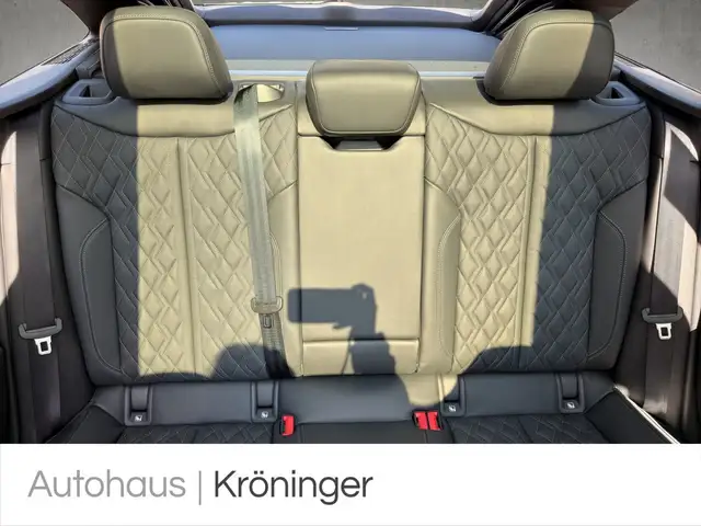 Audi A6 view 10