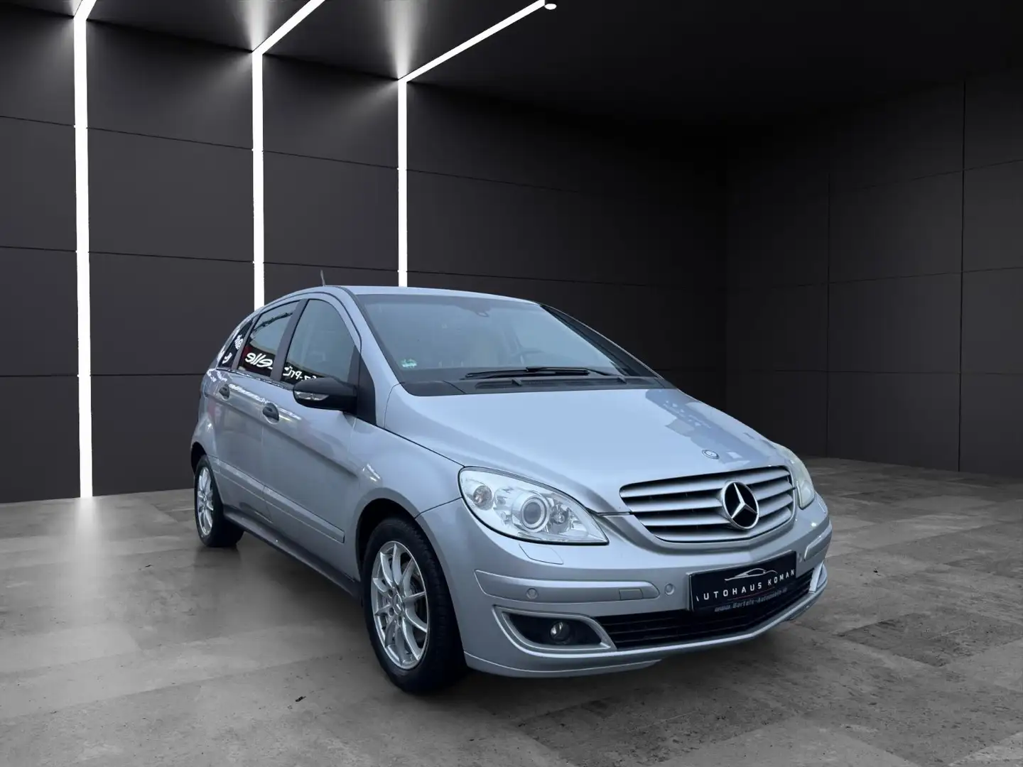 Mercedes-Benz B 200 B200*AUTOM.*TÜV*KLIMA*PDC*NAVI*ANDROID*8-FACH Argent - 2