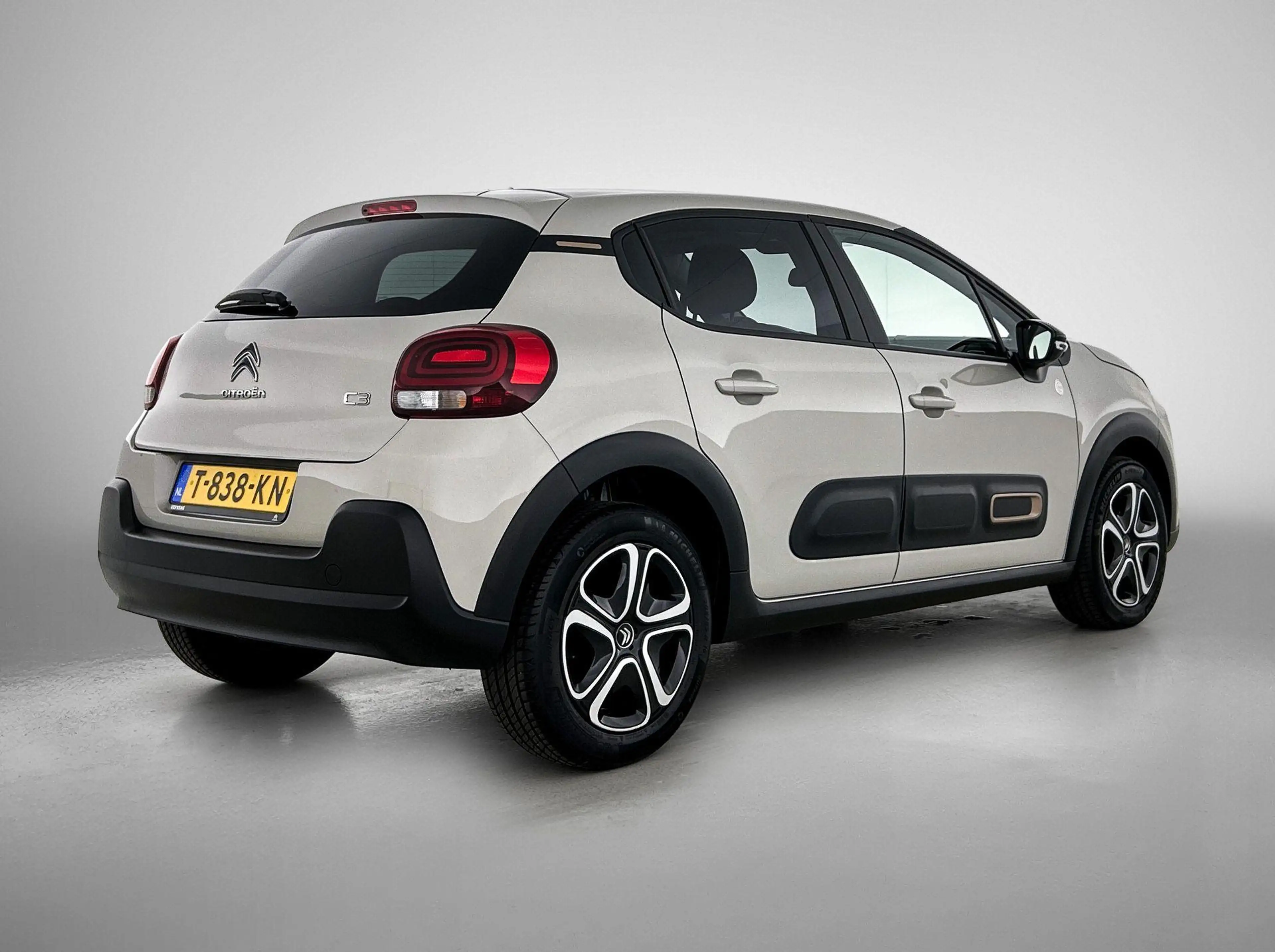 Citroen C3 C-Series 83 pk | Navigatie | Parkeersensoren Achte — photo 8