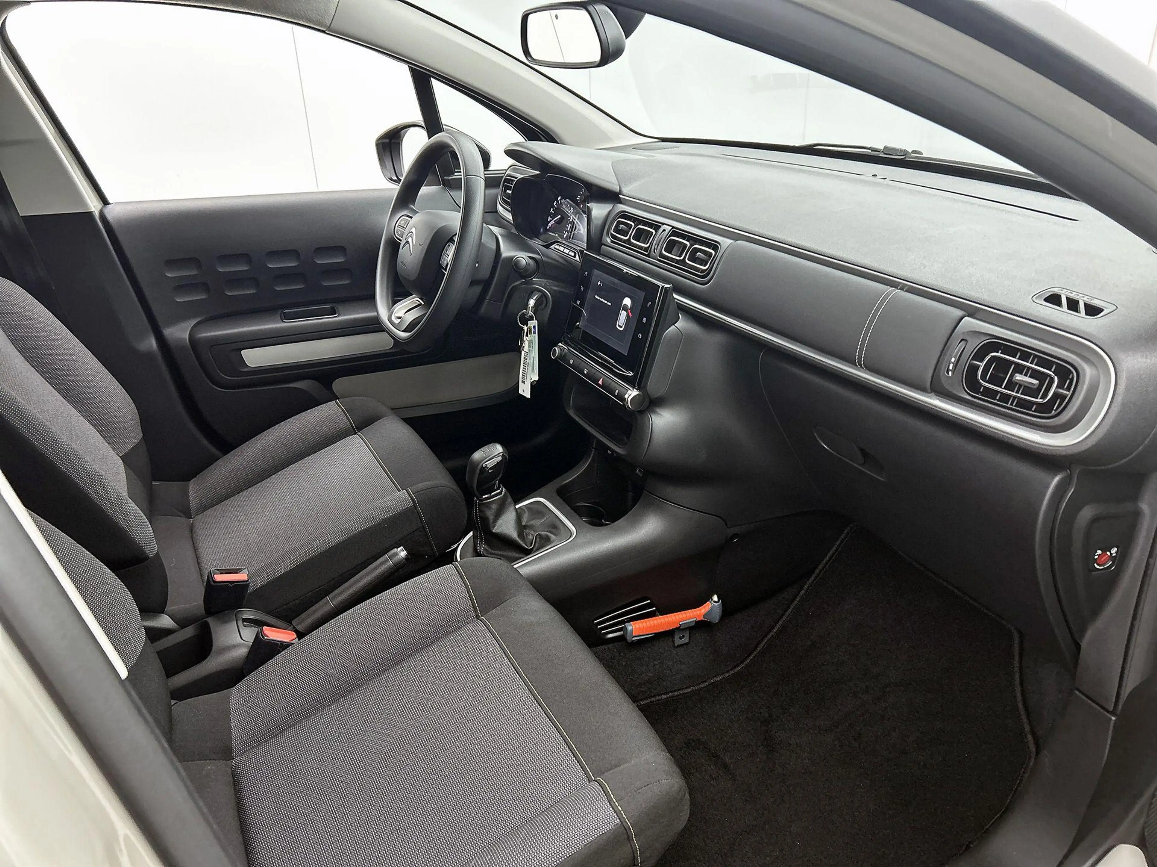 Citroen C3 C-Series 83 pk | Navigatie | Parkeersensoren Achte — photo 12