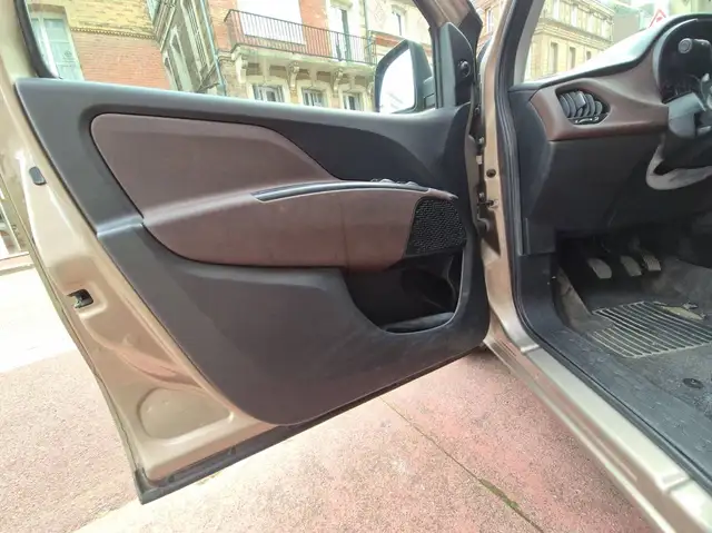 Fiat Doblo view 7