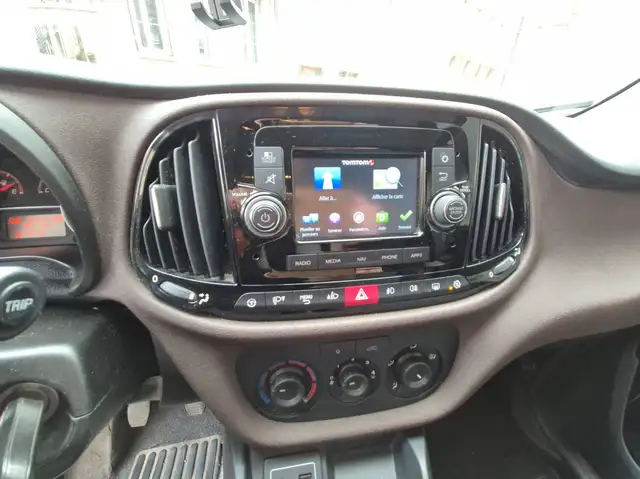Fiat Doblo view 13
