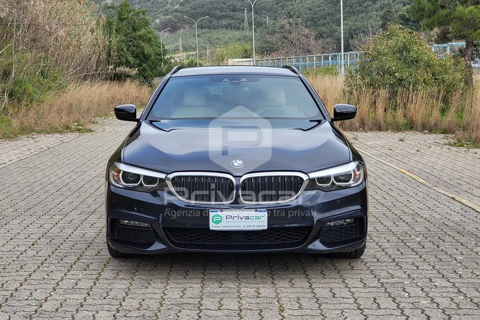 BMW 520 520d aut. Touring Msport Blau - 2