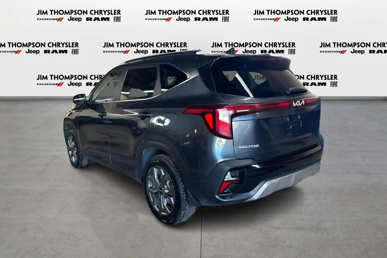 Kia Seltos photo Kia Seltos