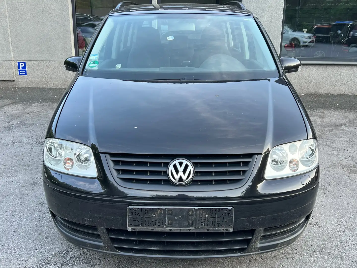Volkswagen Touran 1.6 FSI Schwarz - 2