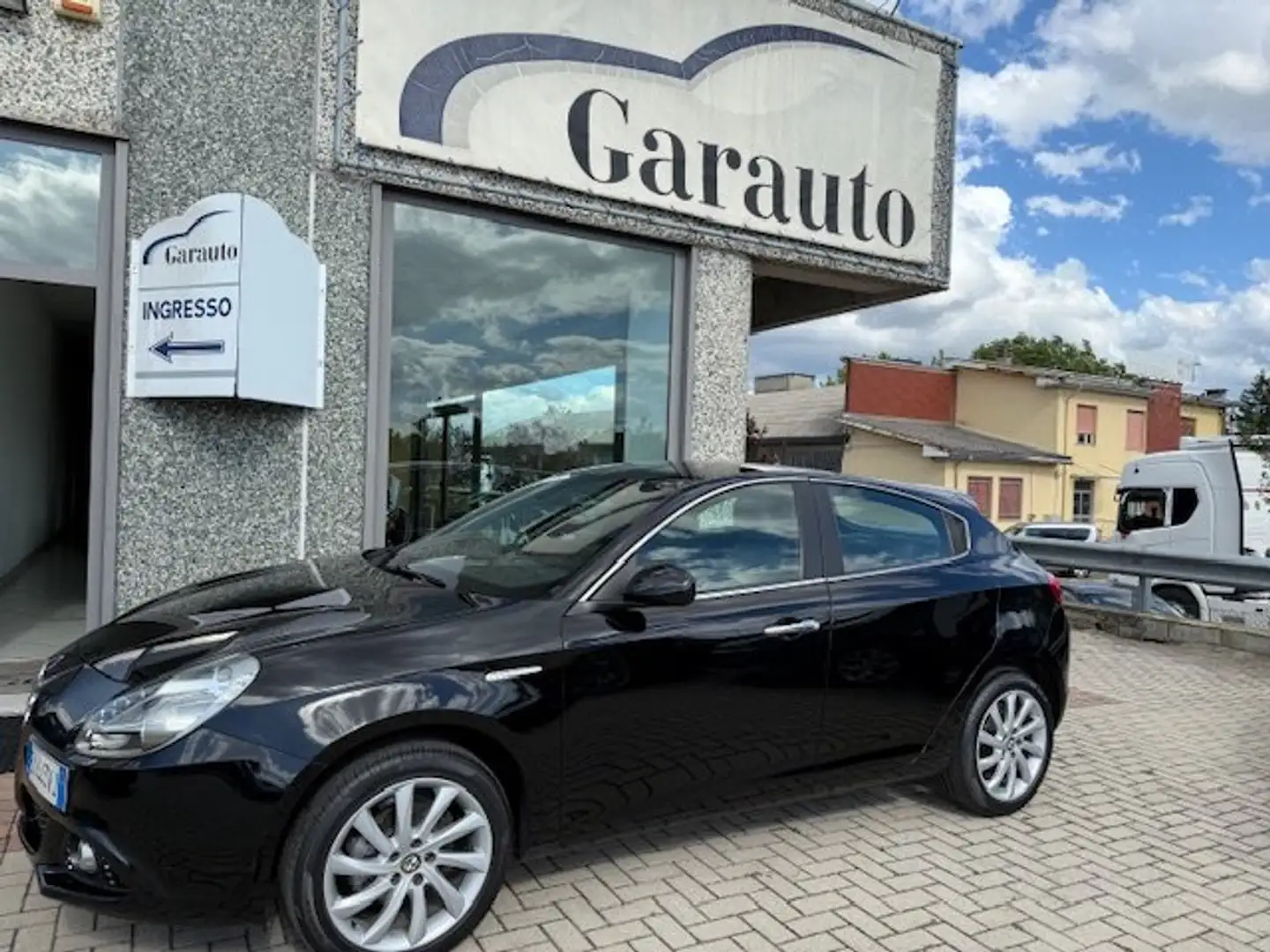 Alfa Romeo Giulietta Giulietta III 2010 1.4 t. Progression Gpl 120cv E6 Negro - 1
