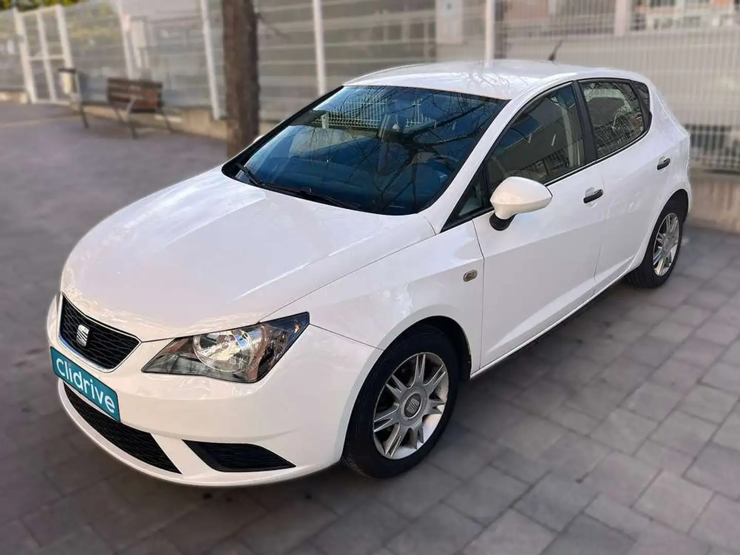 SEAT Ibiza 1.2 Tsi Style 105 Blanco - 2