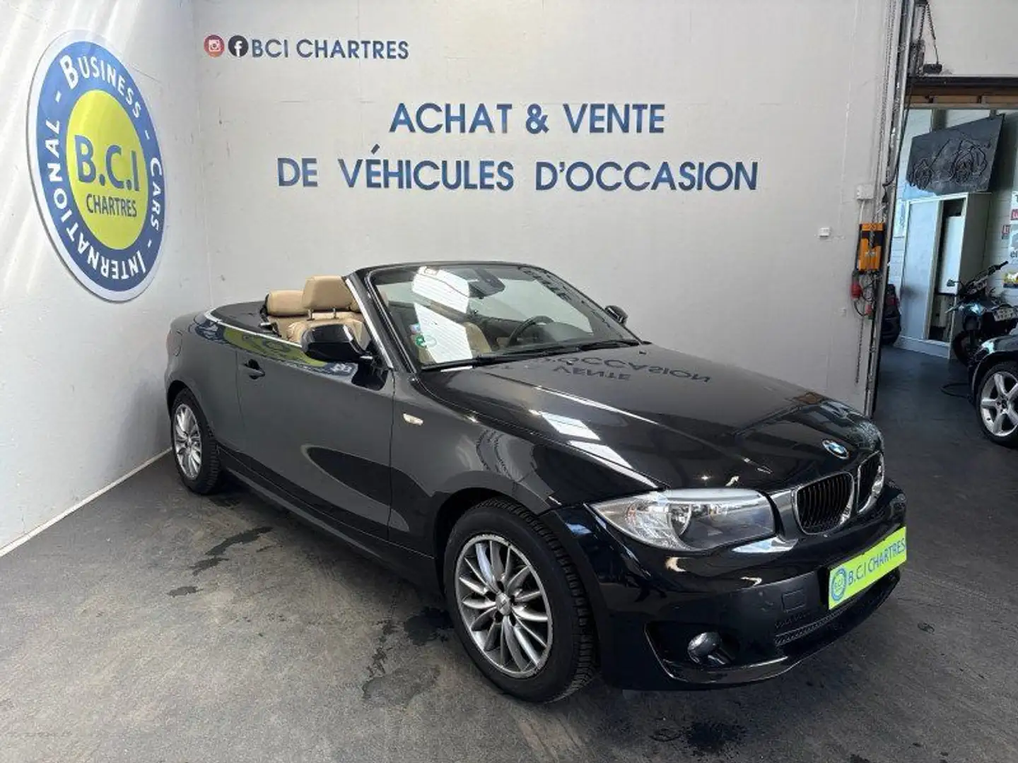 BMW 118 SERIE CABRIOLET (E88) 118I 143CH CONFORT Nero - 1