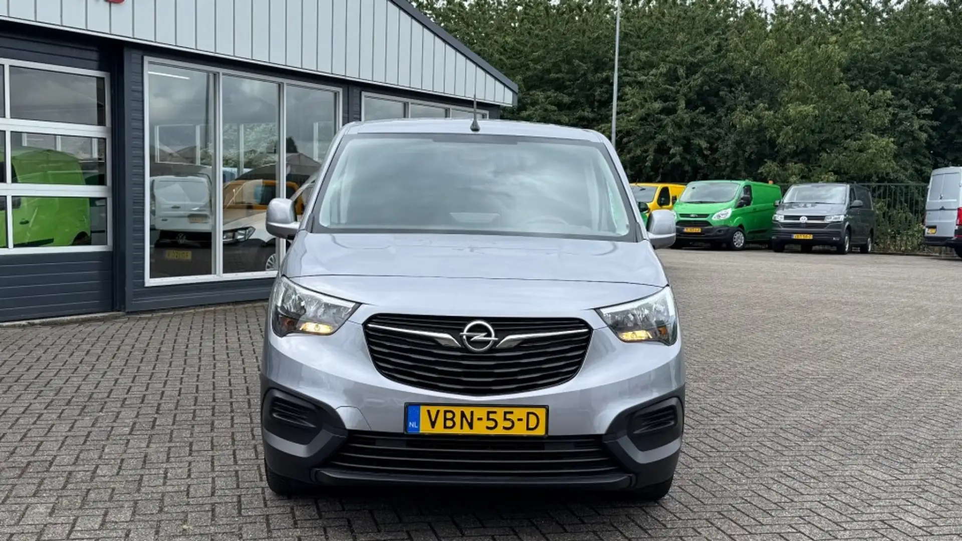 Opel Combo 1.6 CDTI 73KW 99PK EURO 6 NAVIGATIE/ AIRCO/ CRUISE Gris - 2