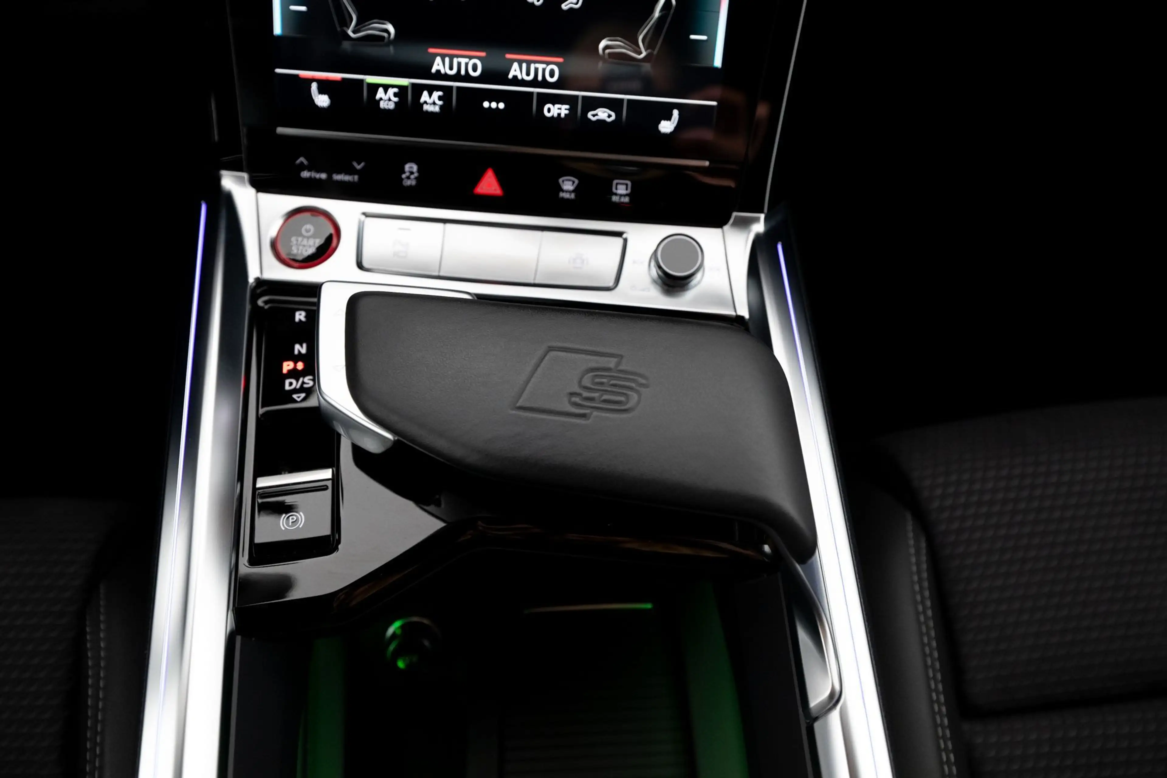Audi e-tron S Modell 503 PS BLACK MATRIX B&O -61% — photo 11
