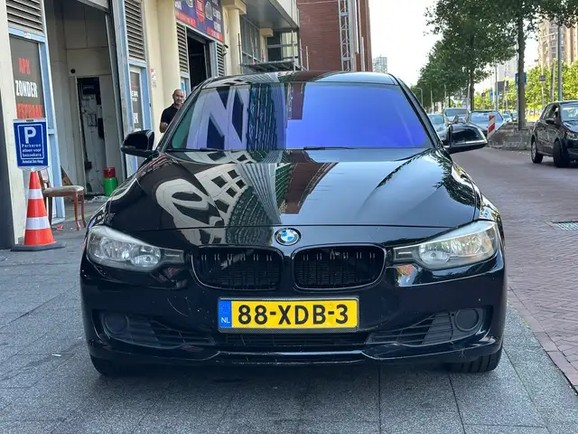 BMW 3 Series view 7