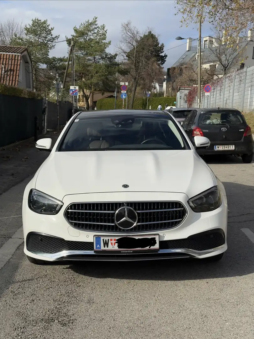 Mercedes-Benz E 300 Austria Edition Weiß - 1