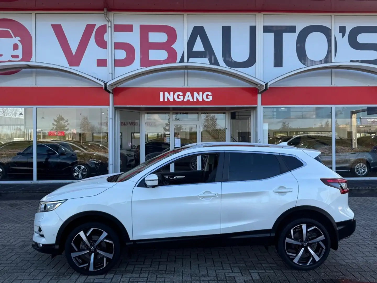 Nissan Qashqai 1.5 DCI TEKNA+. NAVI PANO AIRCO EL.STOELEN CRUISE Blanc - 2
