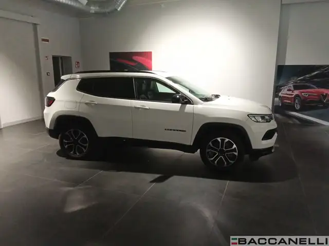 Jeep Compass view 7