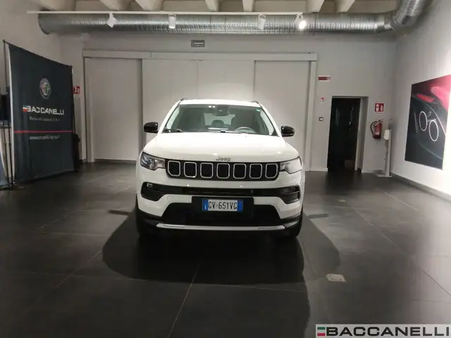 Jeep Compass view 5