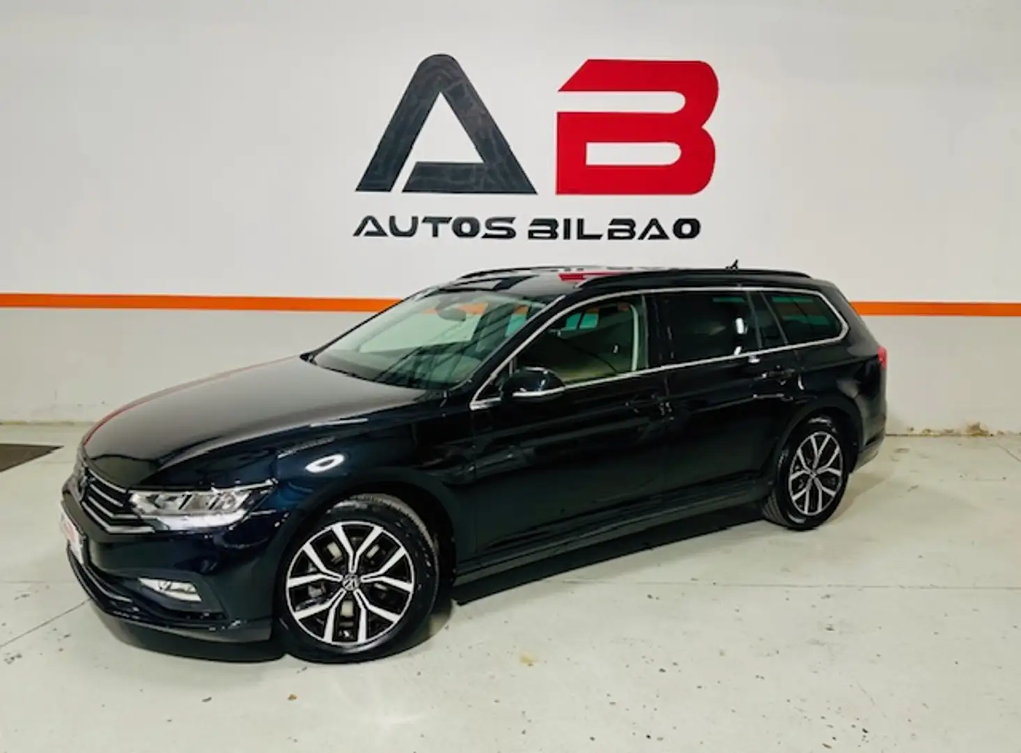 Volkswagen Passat Variant 2.0TDI EVO Executive DGS7 110kW Noir - 1