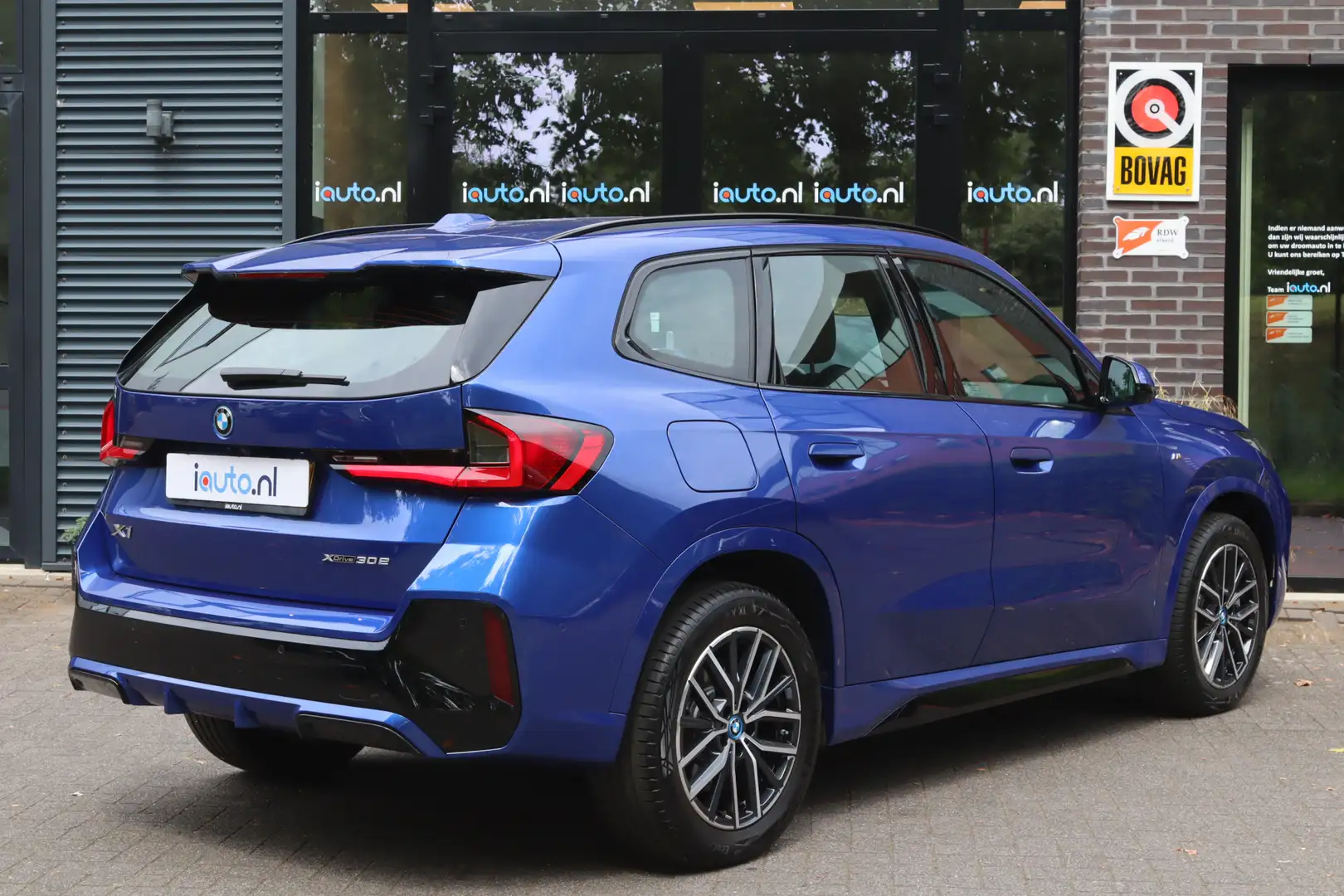 BMW X1 xDrive30e M-Sport Leder/360/Head-up/Keyless/HK/ACC Bleu - 2