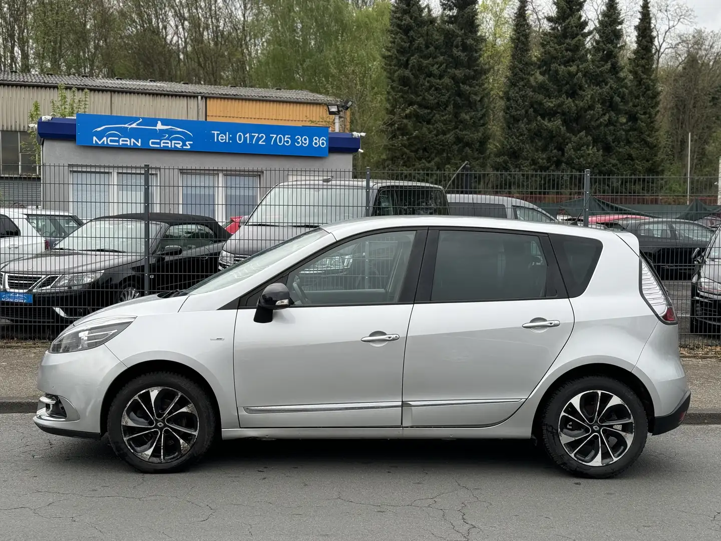 Renault Scenic Scenic III BOSE Edition-NAVI-LEDER-KAMERA-FACELIFT Srebrny - 2