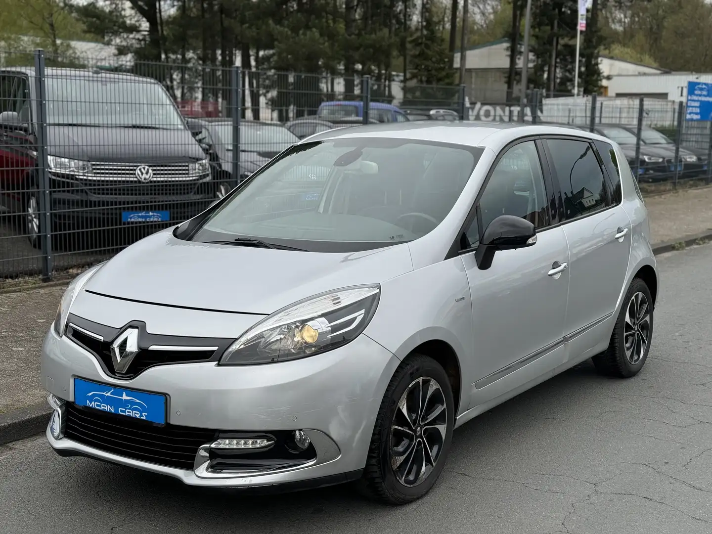 Renault Scenic Scenic III BOSE Edition-NAVI-LEDER-KAMERA-FACELIFT Srebrny - 1