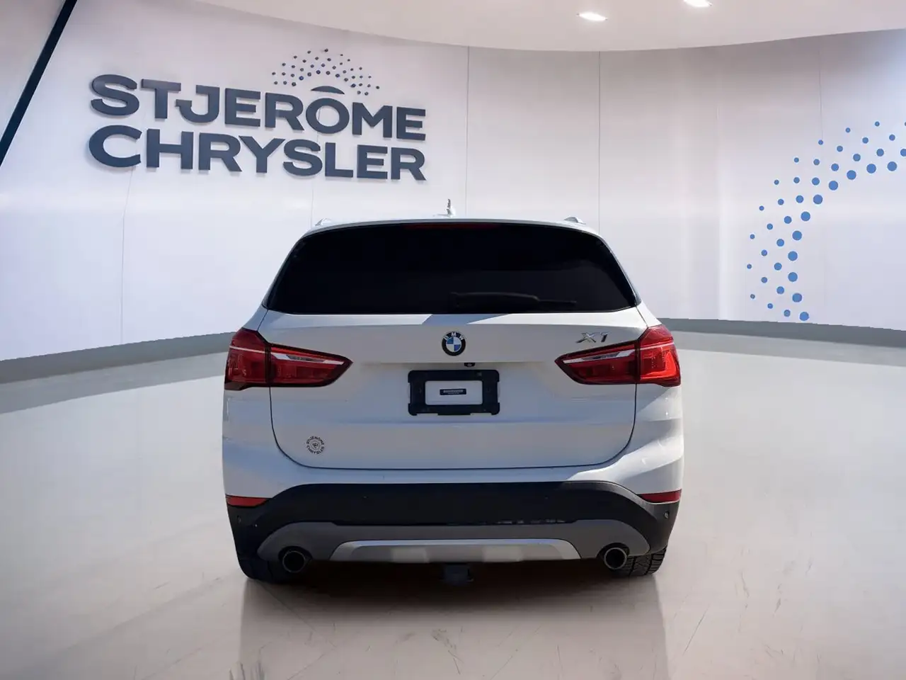 BMW X1 photo BMW X1