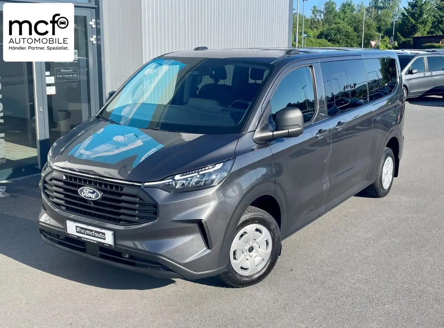 Ford Transit Custom 320 L2 Trend *AHK*Kamera*8Sitzer Grau - 1