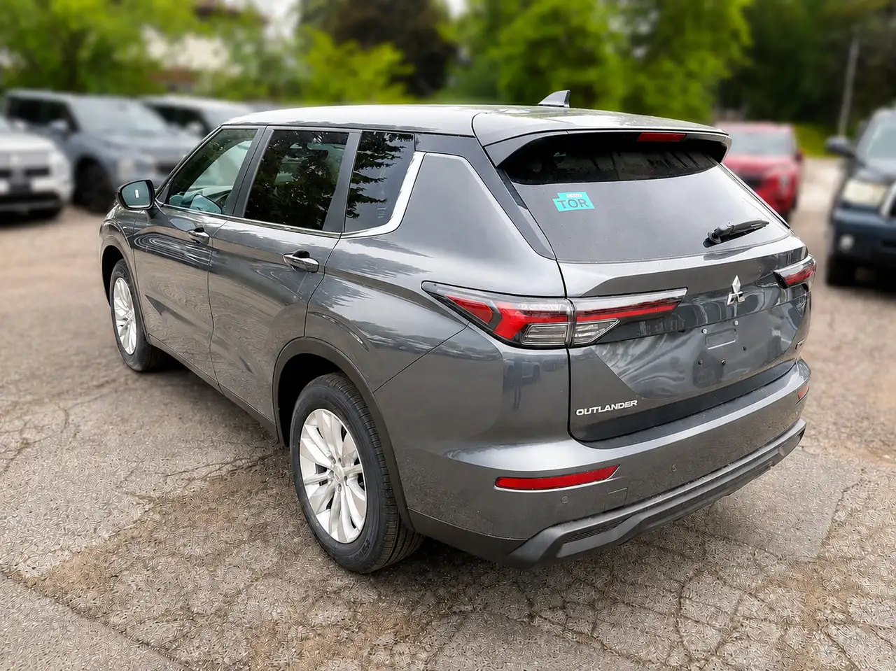 Mitsubishi Outlander снимка Mitsubishi Outlander