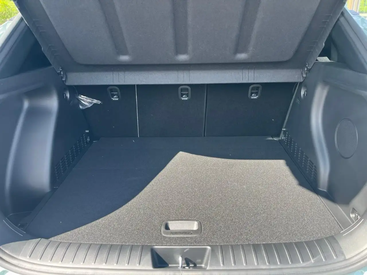 Hyundai KONA photo Hyundai KONA