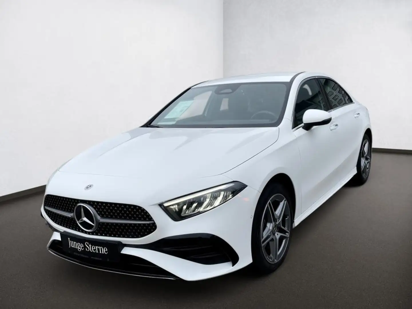 Mercedes-Benz A 250 e Limo AMG-ADV-PLUS*LED*KAMERA*WINTERPAKET Blanc - 2