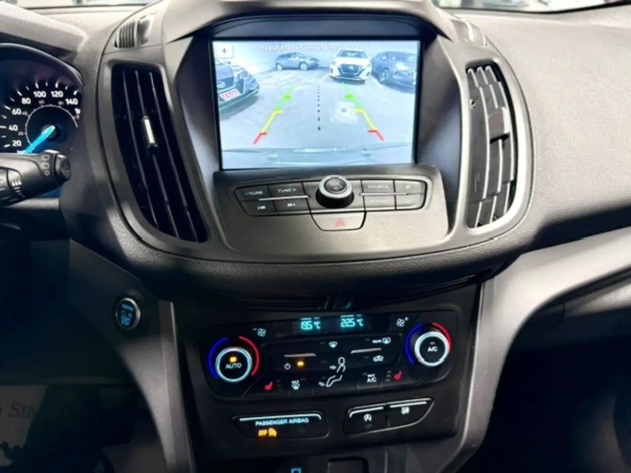 Ford Escape снимка Ford Escape