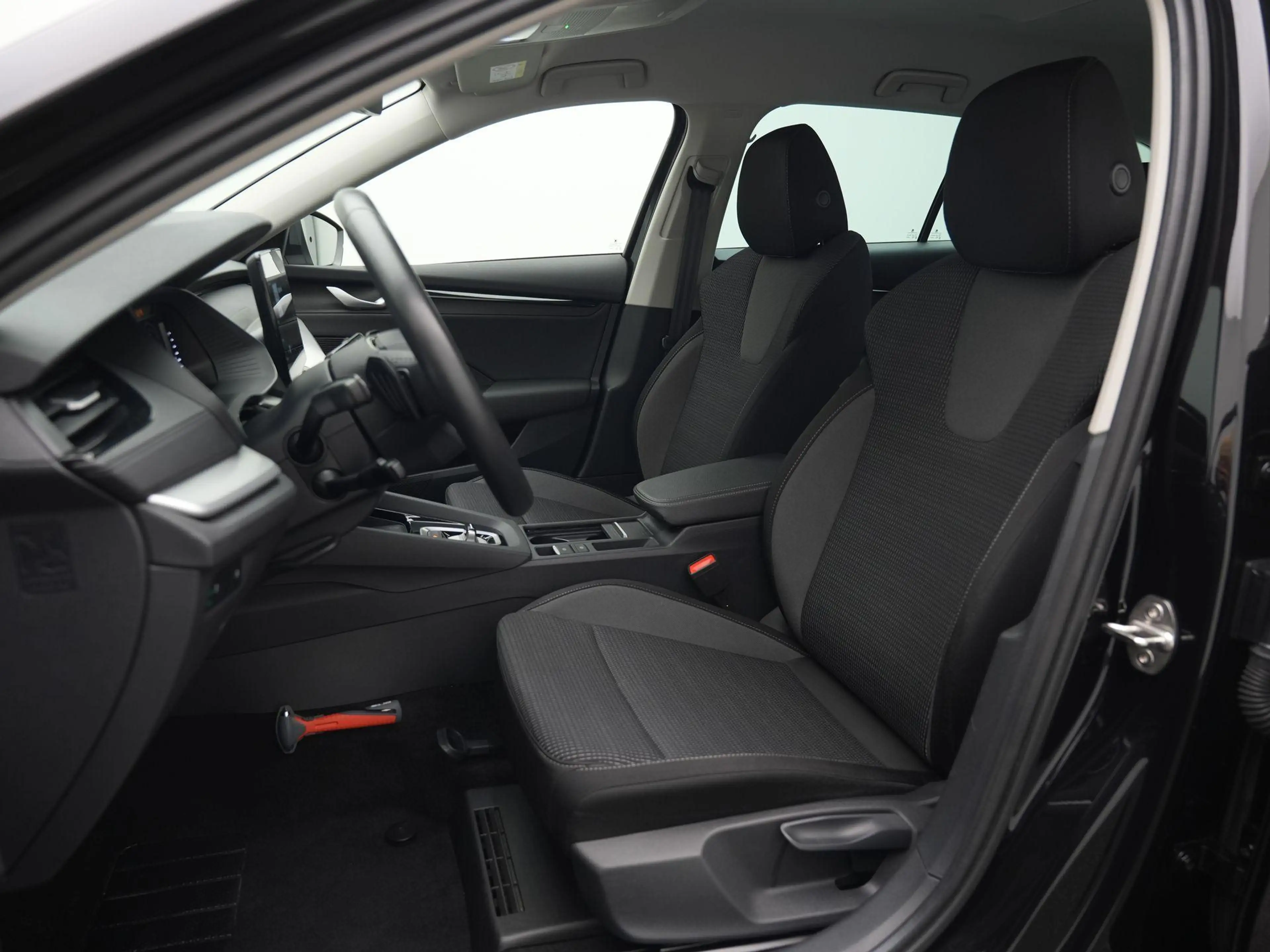 Skoda Octavia Combi 1.5 TSI 116pk DSG MHEV Selection | Achteruit — photo 8