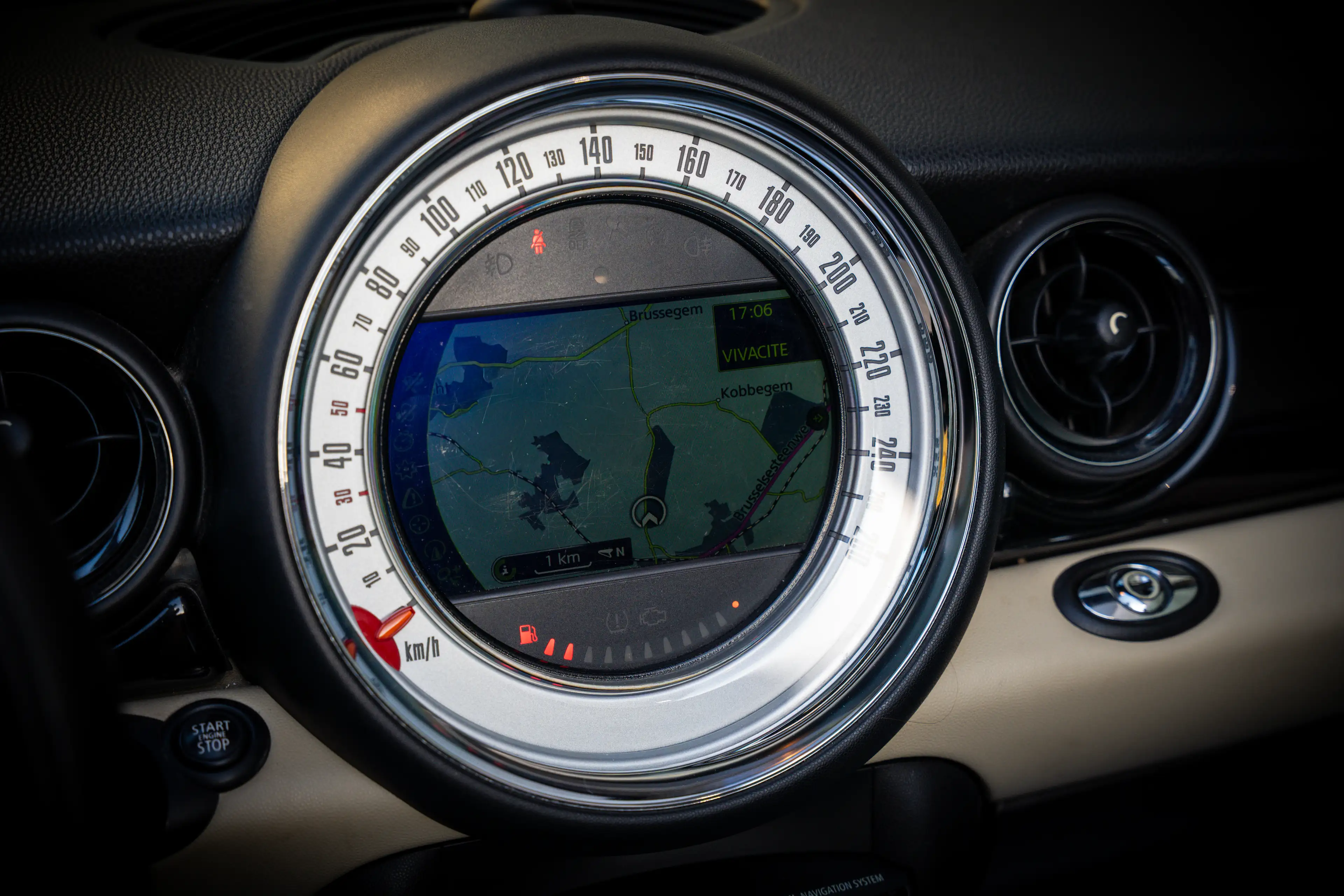MINI One Cabrio Mini Cabriolet 1.6i One — photo 9