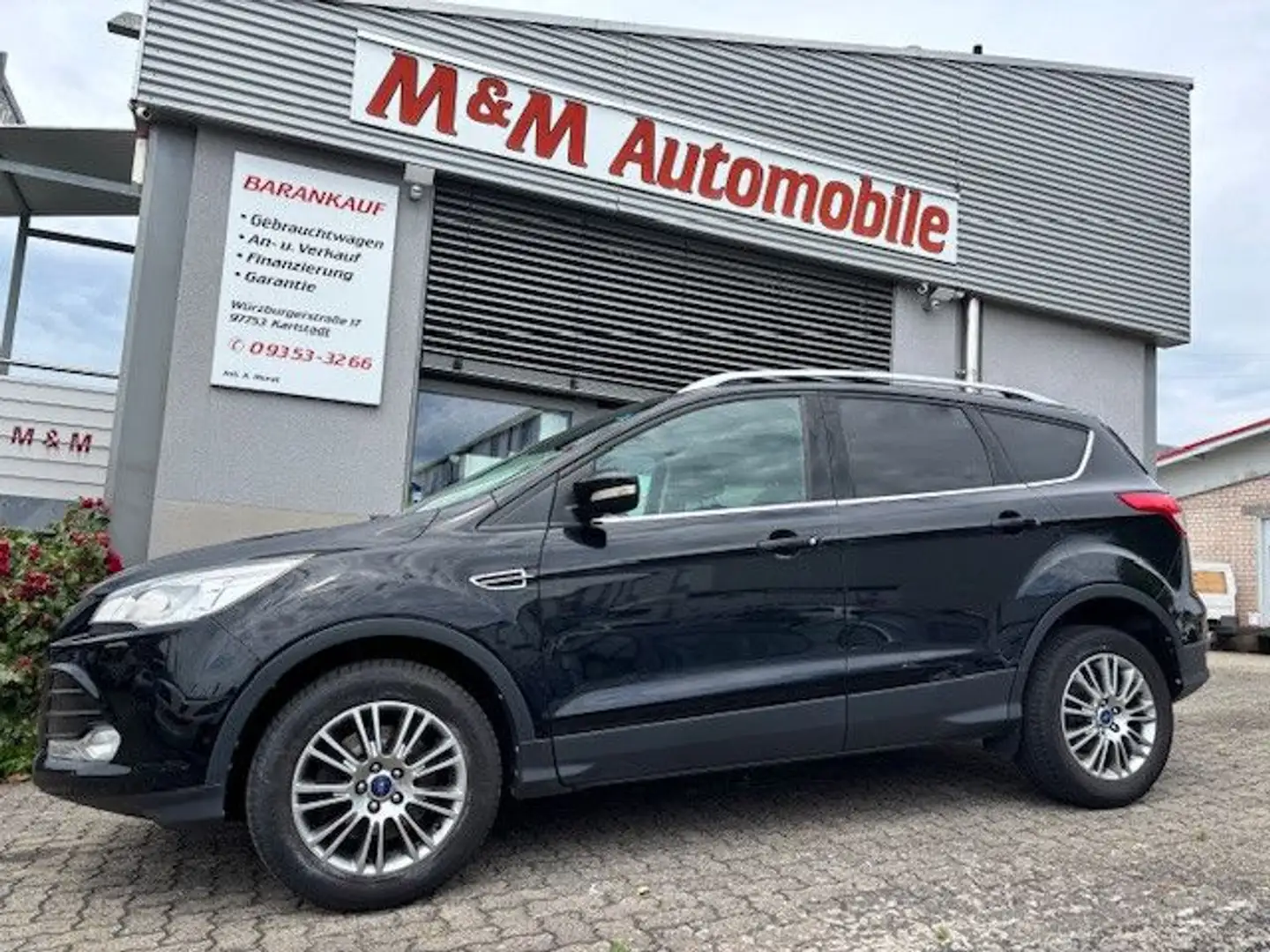 Ford Kuga 2.0 TDCi 4WD Titanium *AHK+NAVI+PDC+Sitzh.* Schwarz - 1