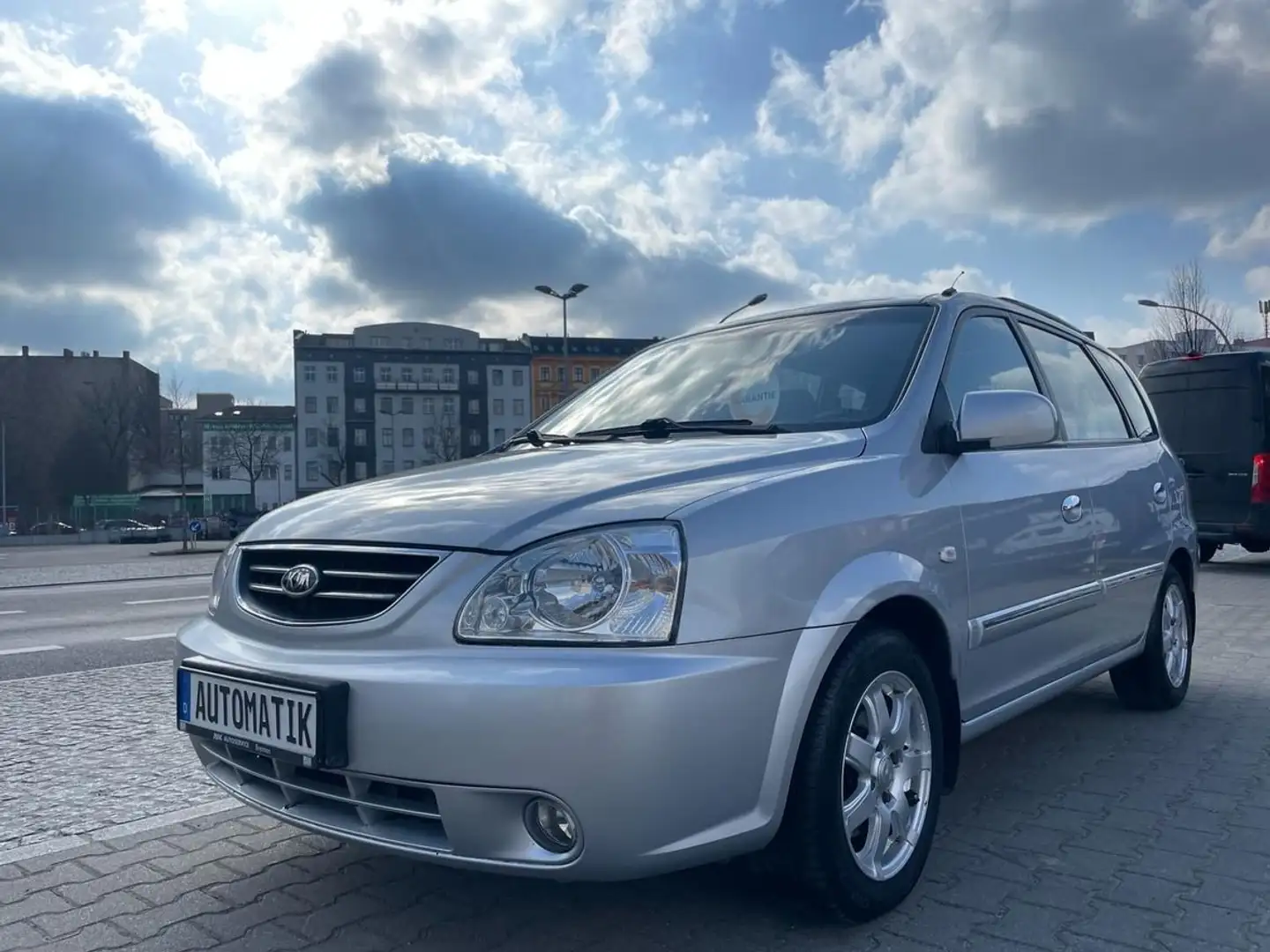 Kia Carens 2.0 16V EX Van,Automatik,Klimauto.,SHZ Szürke - 2