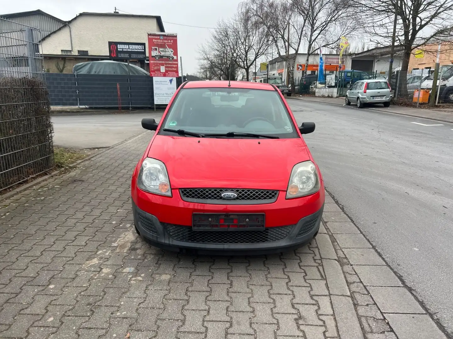 Ford Fiesta TÜV bis 01/28 Rot - 2