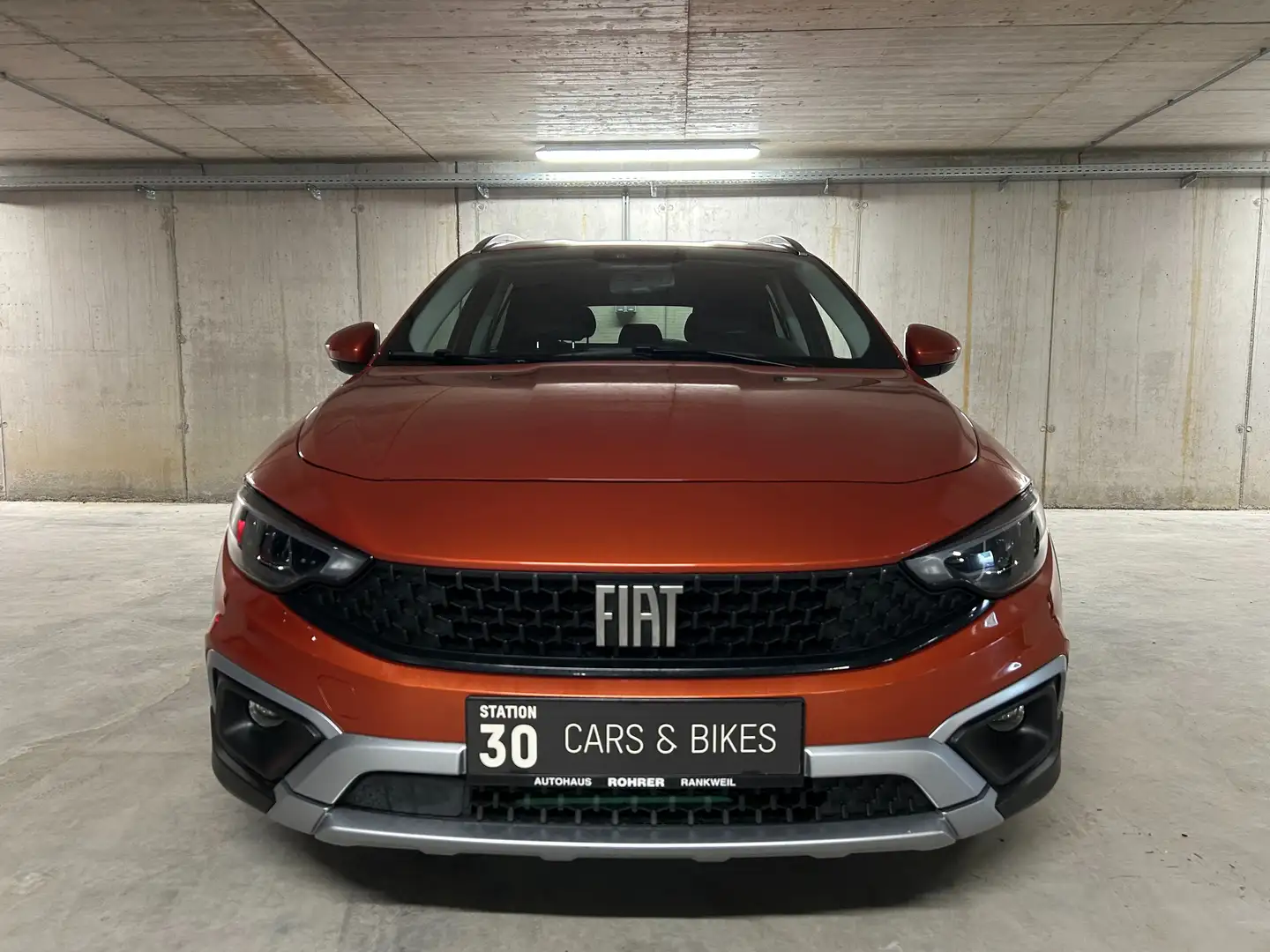 Fiat Tipo Cross Hybrid 130 Orange - 2