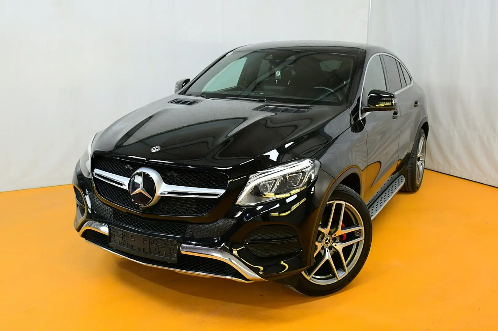 Mercedes-Benz GLE 350 Coupe d 4Matic Aut. Schwarz - 1