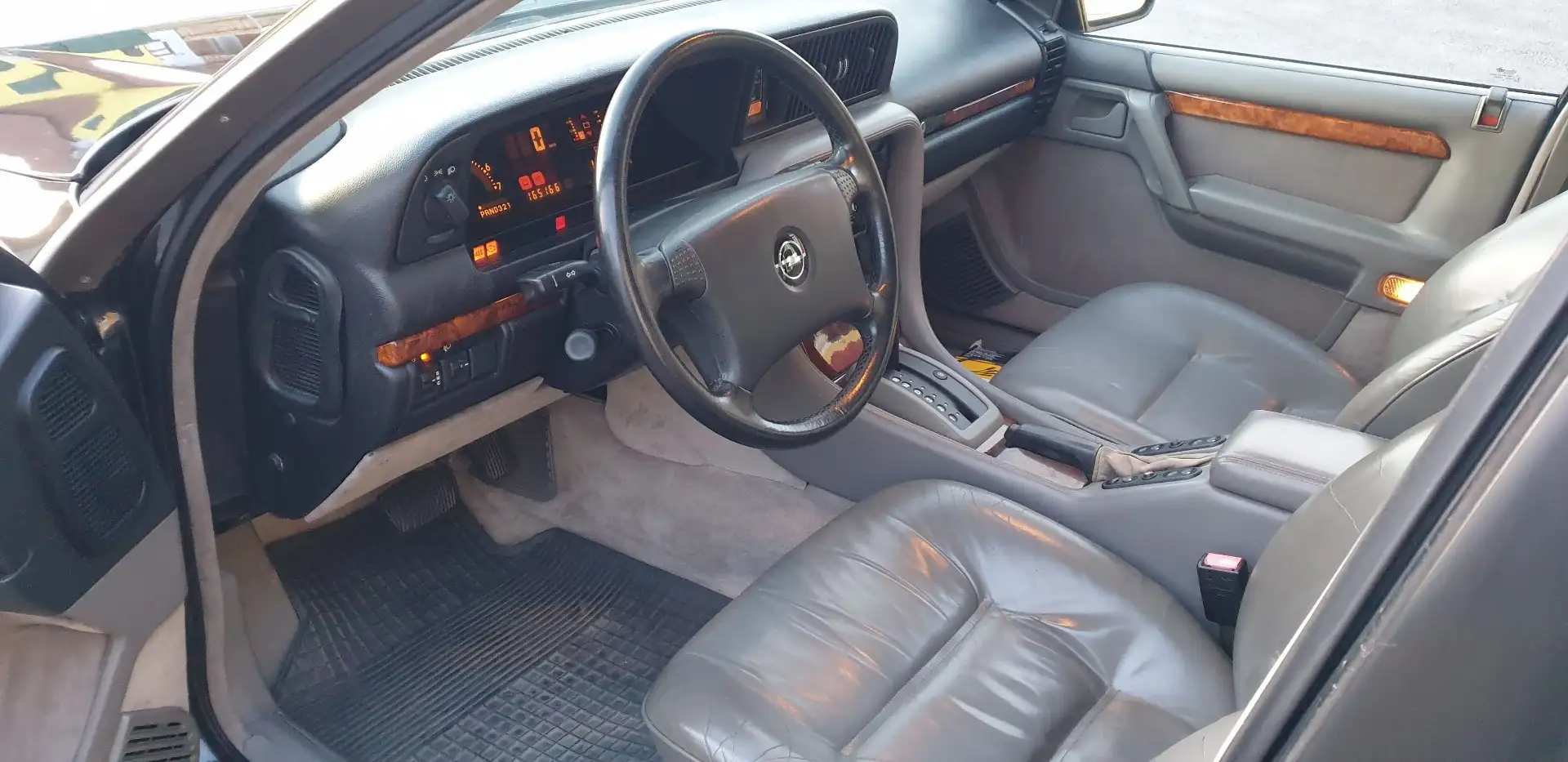 Opel Senator CD 3,0i 24V Aut. - 2