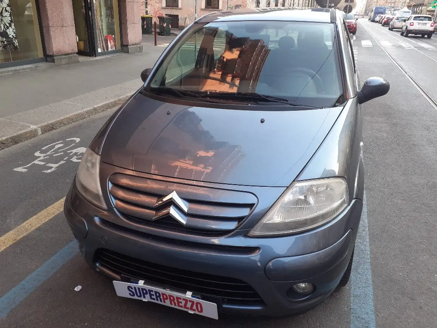 Citroen C3 1.1 Elegance Gris - 2