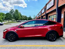 Tesla Model X снимка Tesla Model X