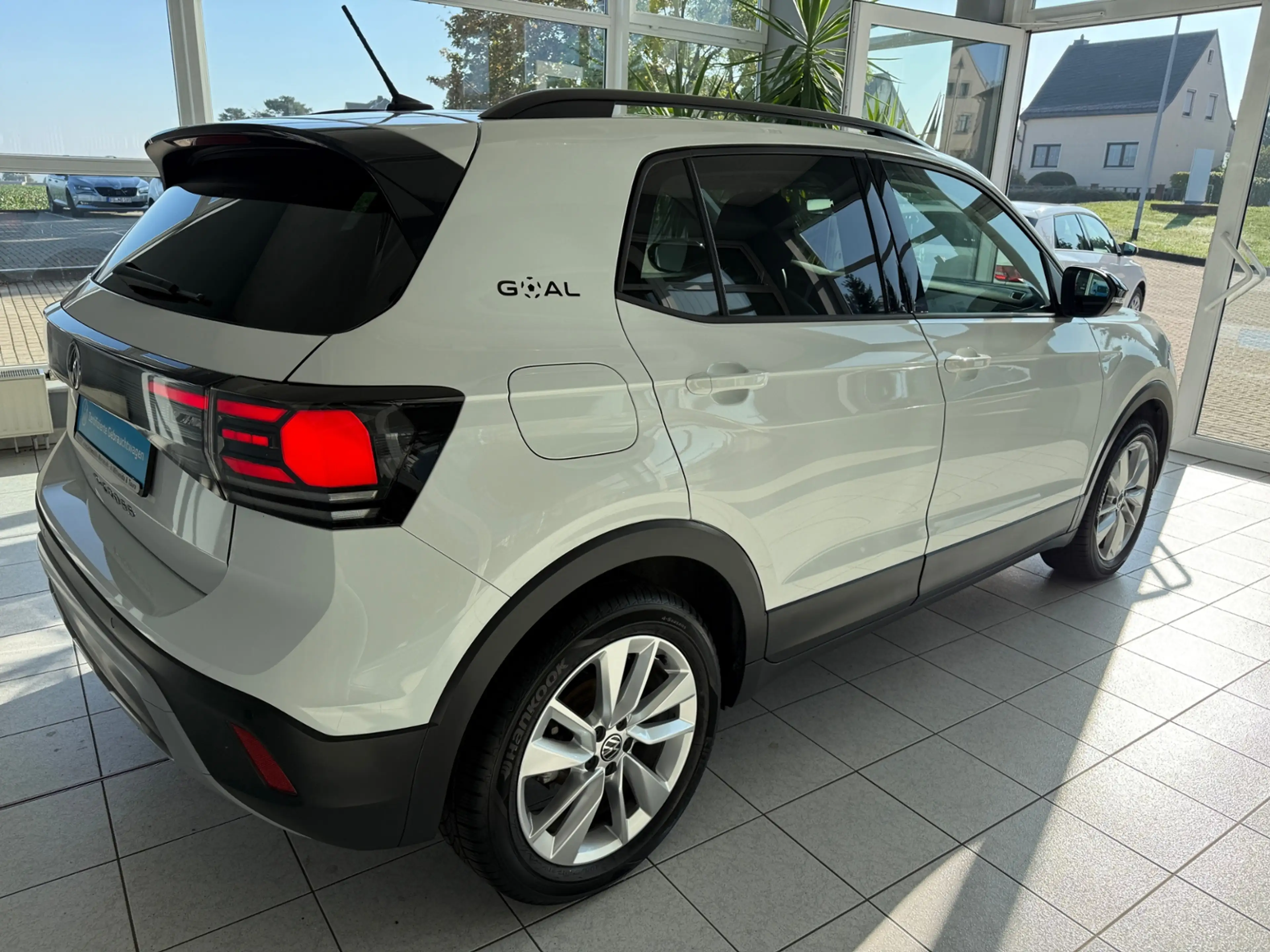 Volkswagen T-Cross Life  Goal 1.0TSI RKamera ACC LED App-Navi — photo 6